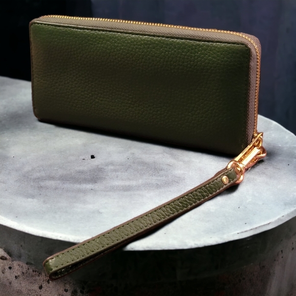 Michael kors jet set wallet in dark green - Picture 3 of 9